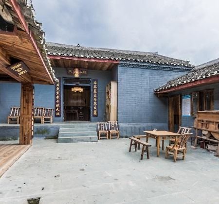 Wudangshan Tianle Hotel Shiyan  Екстер'єр фото