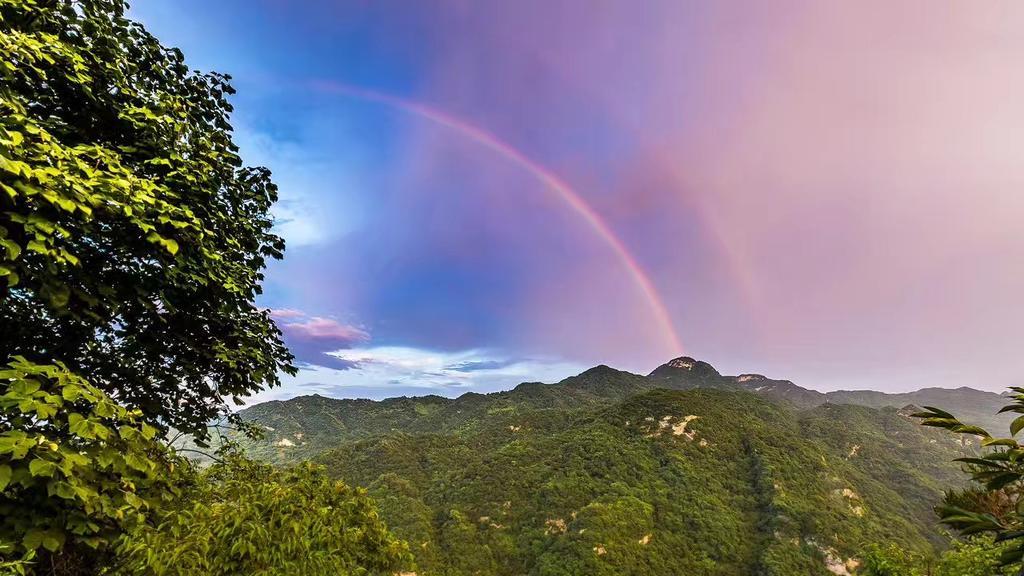 Wudangshan Tianle Hotel Shiyan  Екстер'єр фото