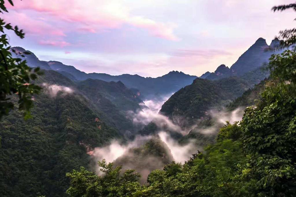 Wudangshan Tianle Hotel Shiyan  Екстер'єр фото